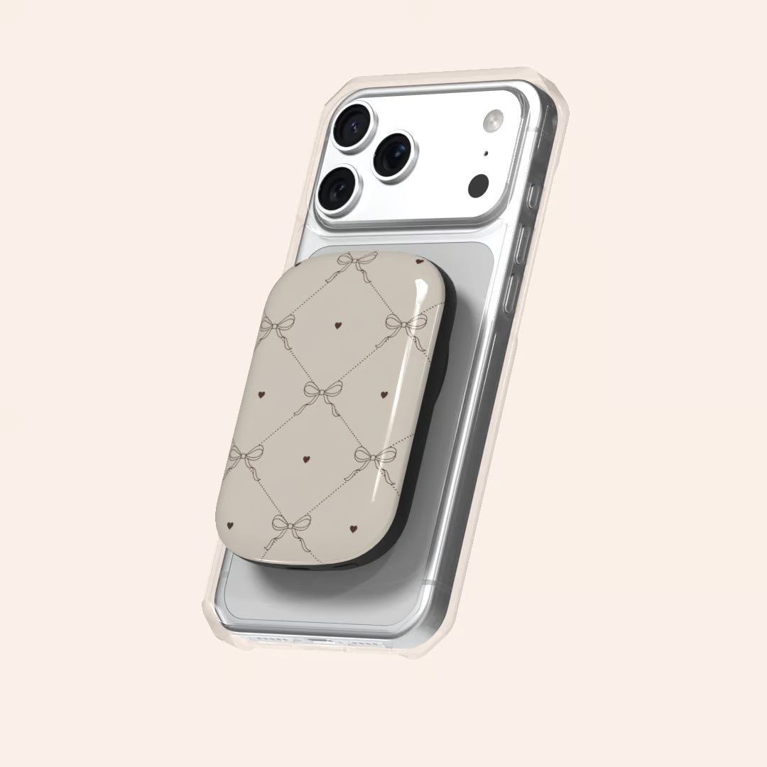 Fairmont ChargePod Thumbnail ChargePods 01 lifestyle