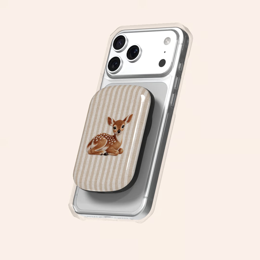 Lady ChargePod Thumbnail ChargePods 01 lifestyle